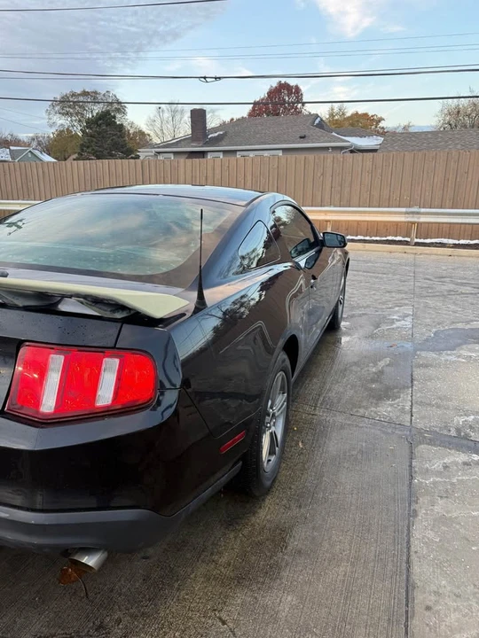 2012 Ford S197 Mustang - Image 11 of 11