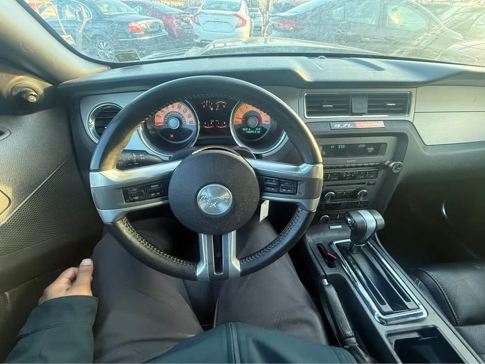2012 Ford S197 Mustang - Image 11 of 12