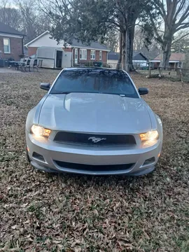 2012 Ford Mustang V6 Premium Coupe
