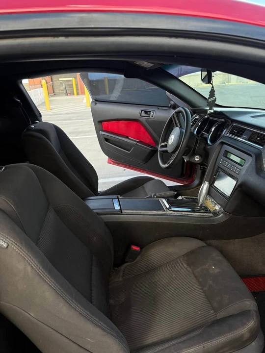 2012 Ford S197 Mustang - Image 7 of 8