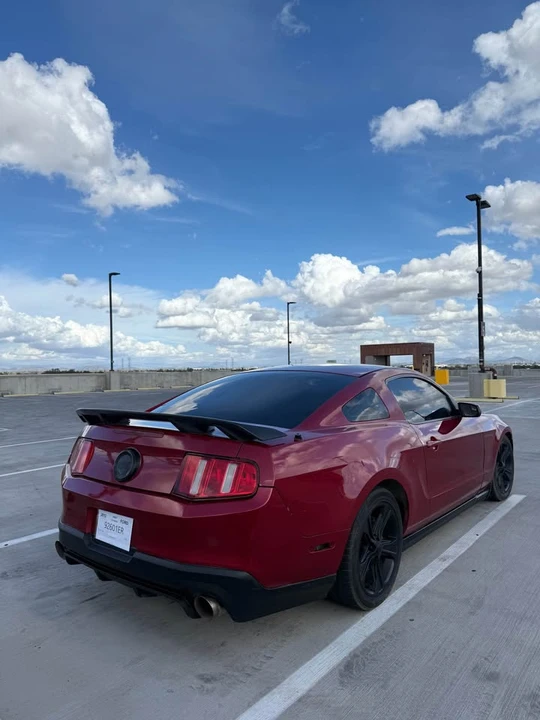 2012 Ford S197 Mustang - Image 2 of 8