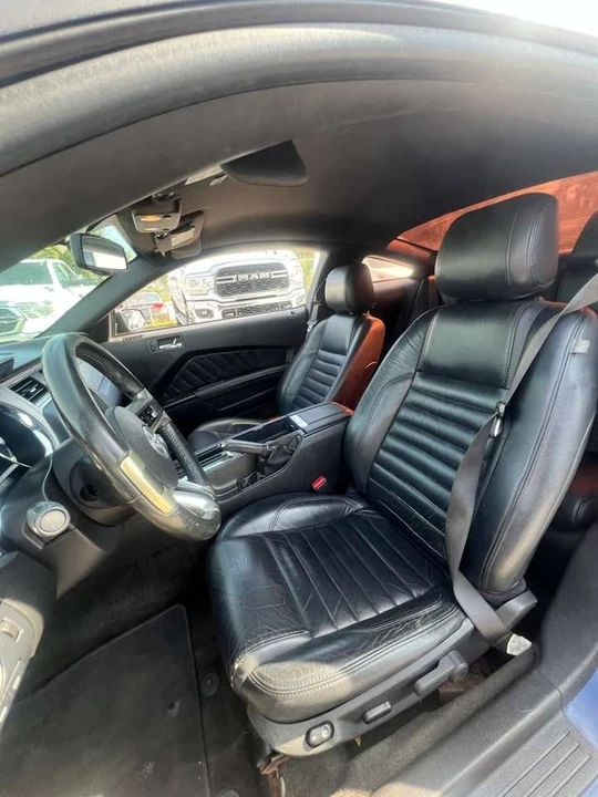 2012 Ford S197 Mustang - Image 2 of 11