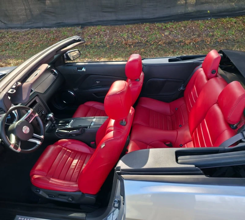 2012 Ford S197 Mustang - Image 15 of 19