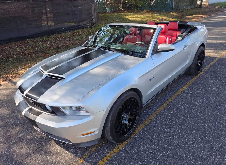 2012 Ford S197 Mustang - Image 7 of 19