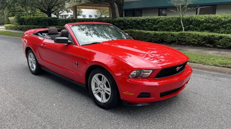 2012 Ford S197 Mustang - Image 9 of 20