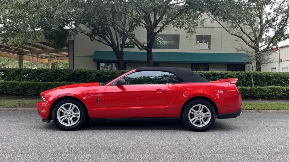 2012 Ford S197 Mustang - Image 2 of 20