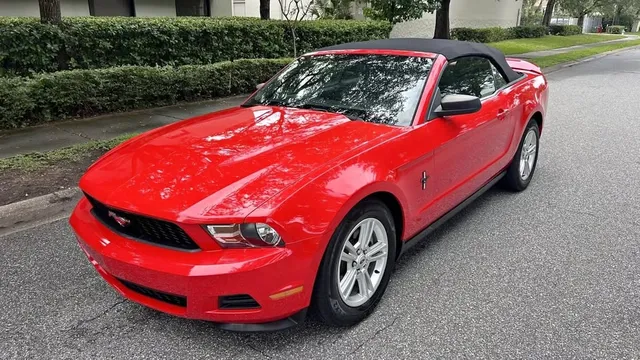 2012 Ford Mustang V6