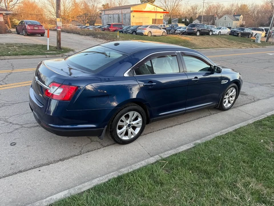 2012 Ford Taurus 6th Gen - Image 4 of 14