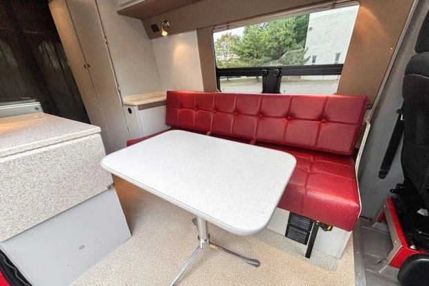 2012 Freightliner - Image 4 of 8