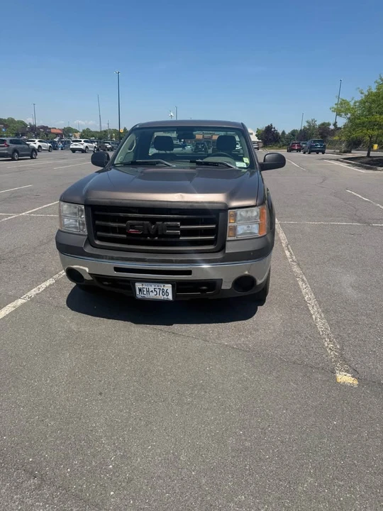 2012 GMC Sierra 3rd Gen - Image 2 of 11