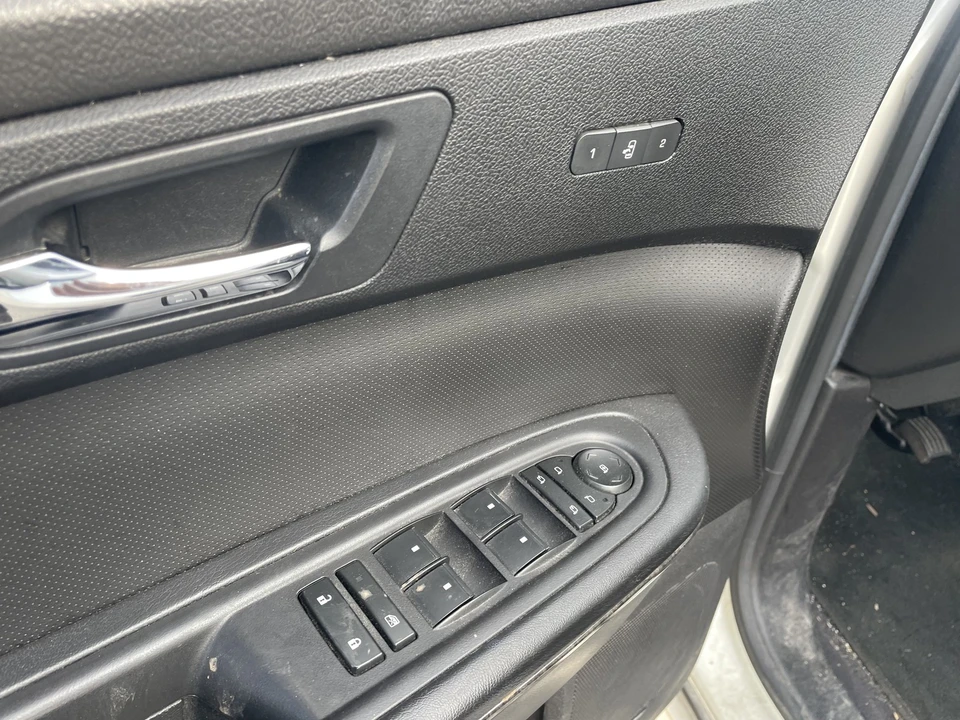2012 GMC Acadia - Image 18 of 21