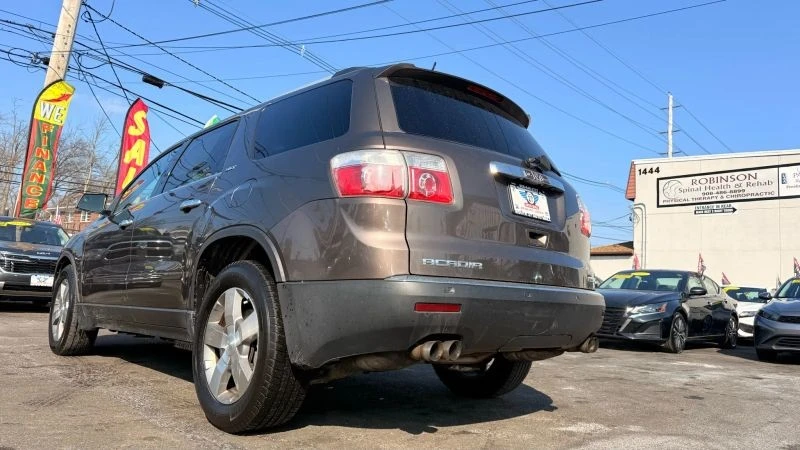 2012 GMC Acadia - Image 8 of 12
