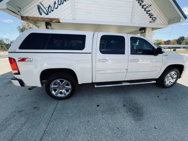 2012 GMC Sierra 2nd Gen - Image 2 of 17