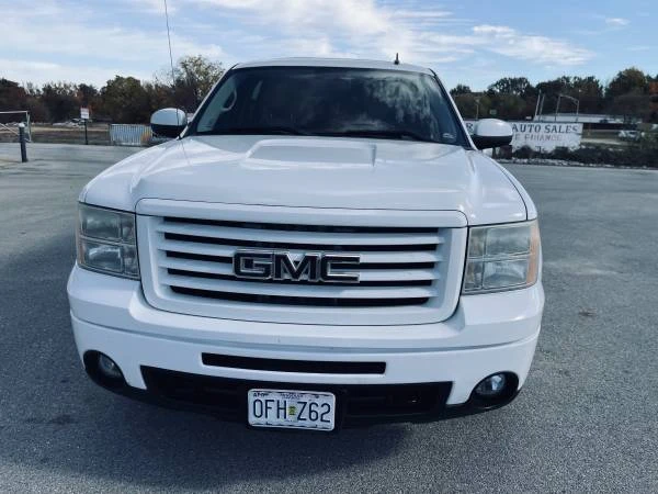 2012 GMC Sierra 2nd Gen - Image 5 of 17
