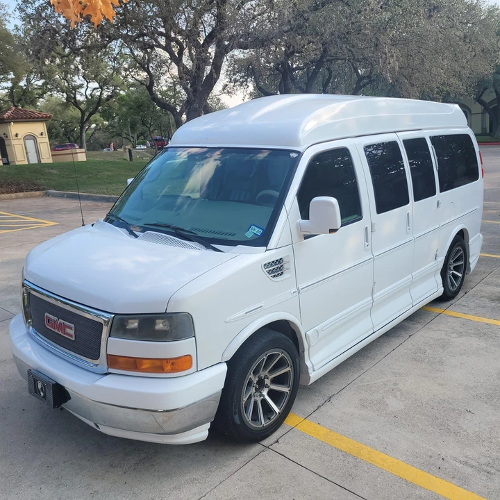2012 GMC Savana - Image 7 of 31