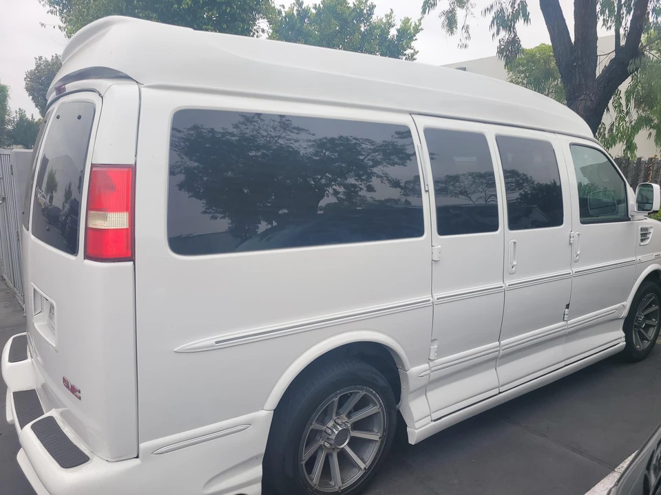 2012 GMC Savana - Image 11 of 31