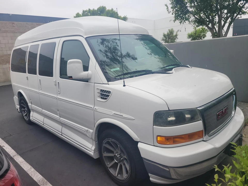 2012 GMC Savana - Image 15 of 31