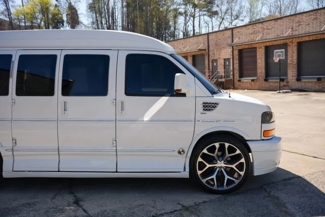 2012 GMC Savana - Image 20 of 21