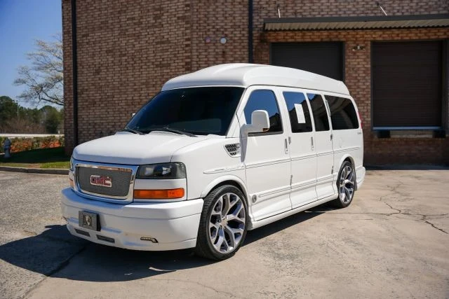 2012 GMC Savana - Image 2 of 21