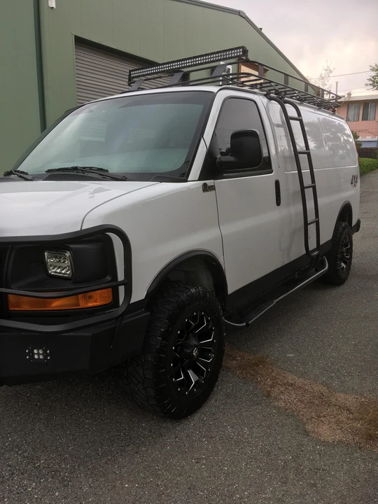 2012 GMC Savana - Image 24 of 31