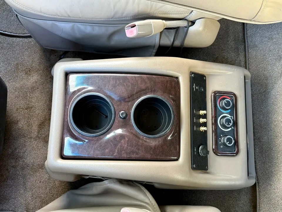 2012 GMC Savana - Image 13 of 21