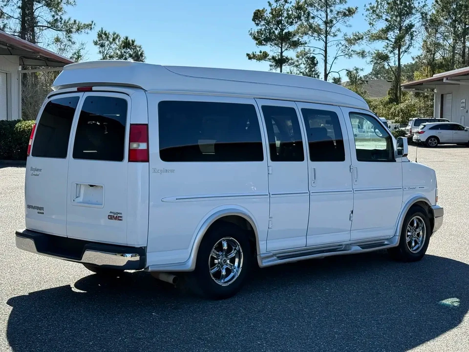 2012 GMC Savana - Image 5 of 21