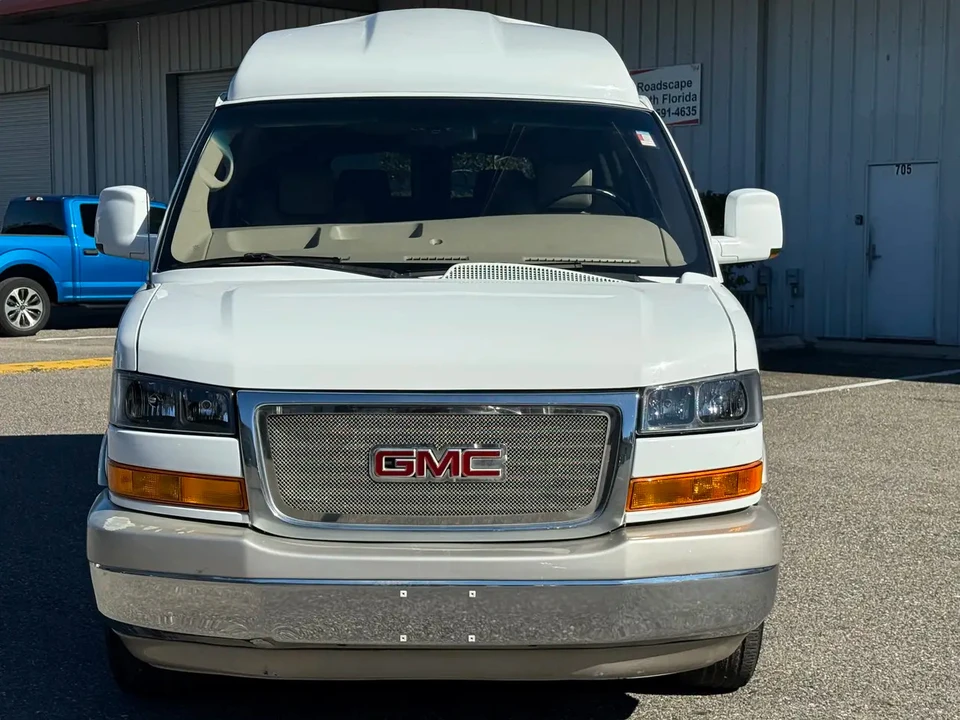 2012 GMC Savana - Image 8 of 21