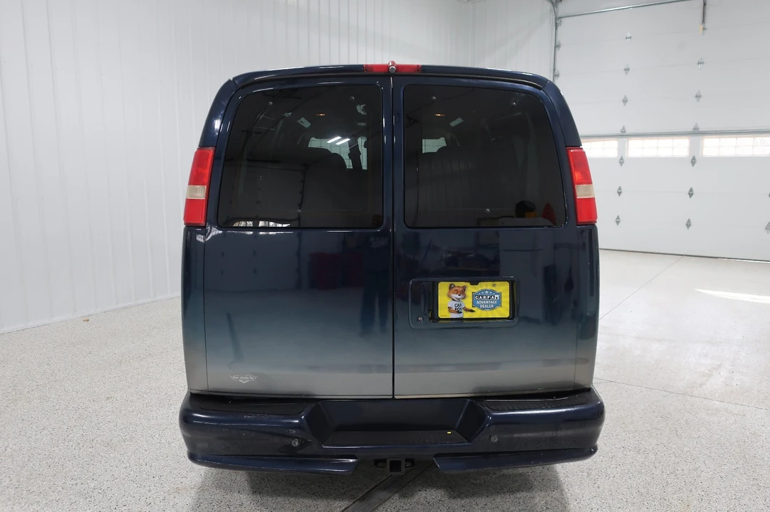 2012 GMC Savana - Image 8 of 21