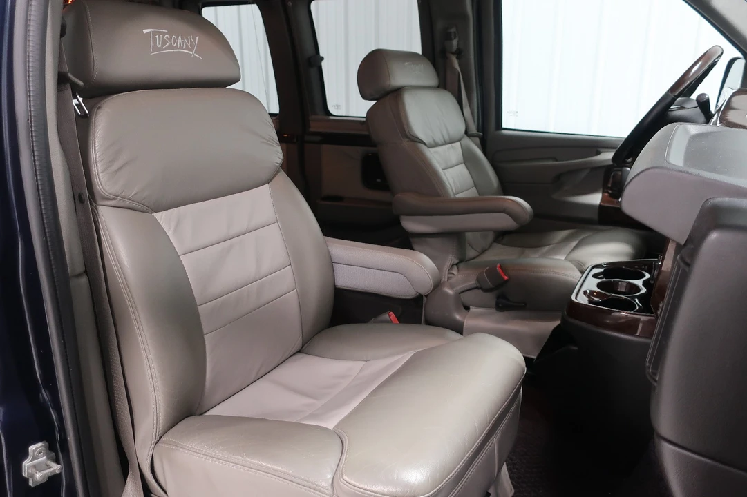 2012 GMC Savana - Image 14 of 21