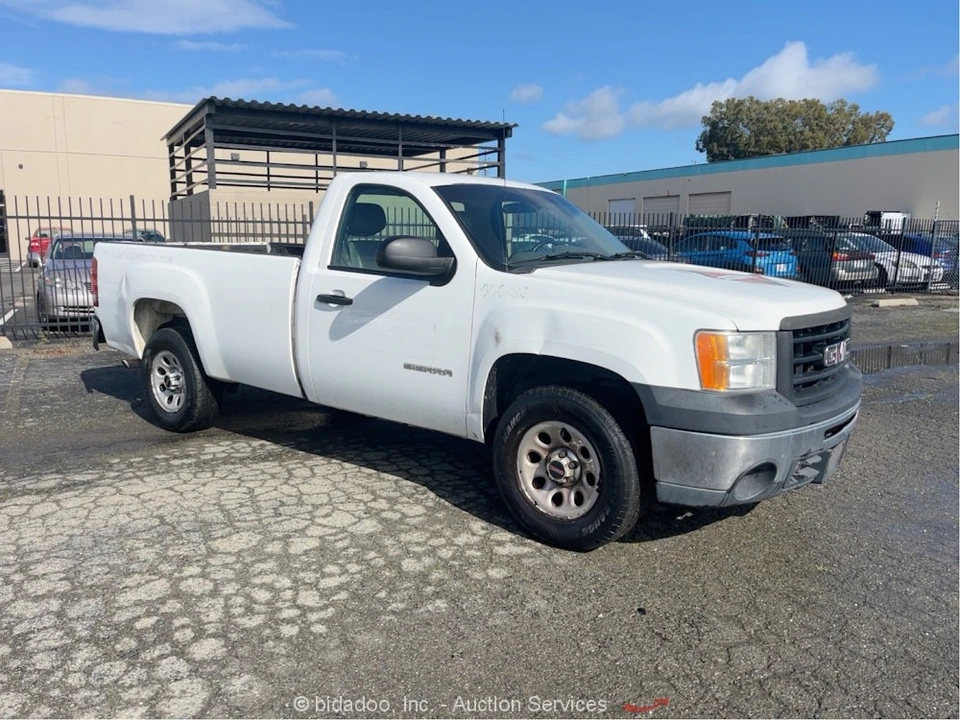 2012 GMC Sierra 3rd Gen - Image 2 of 12