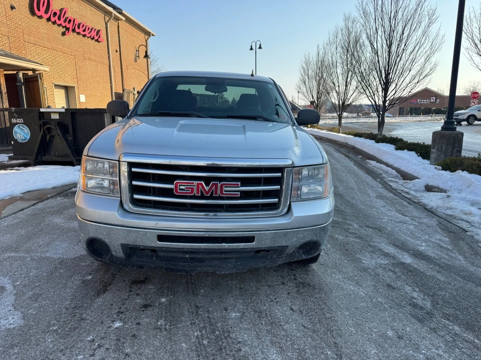 2012 GMC Sierra 2nd Gen - Image 3 of 19