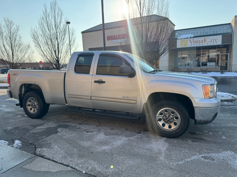 2012 GMC Sierra 2nd Gen - Image 6 of 19