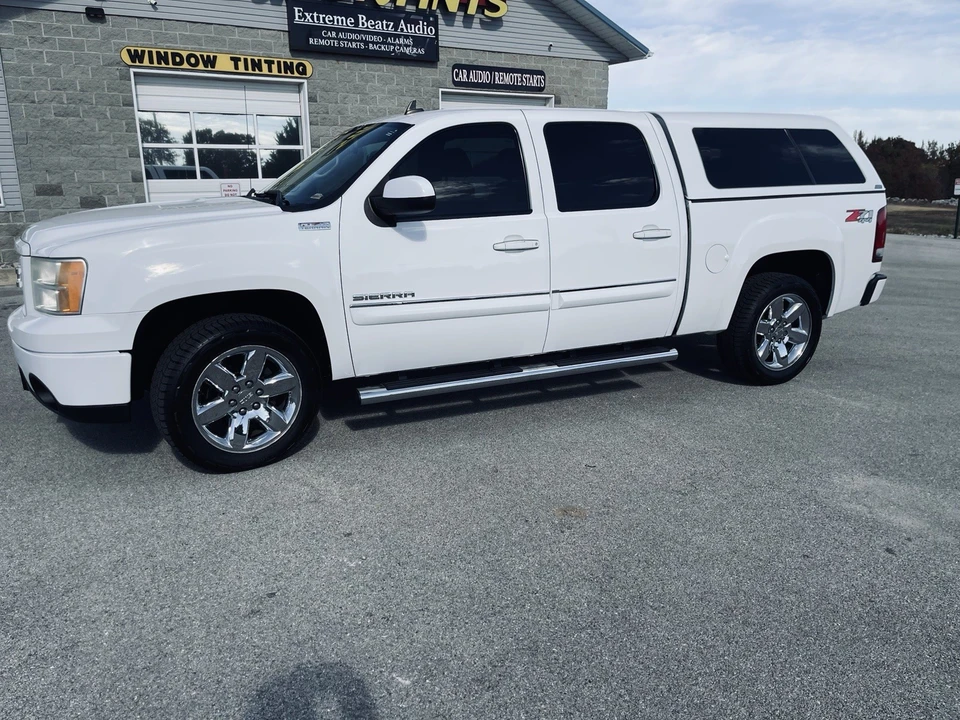 2012 GMC Sierra 3rd Gen - Image 2 of 17