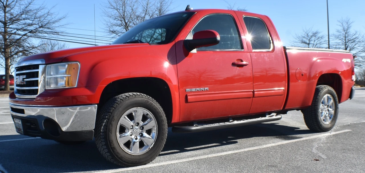2012 GMC Sierra 2nd Gen - Image 2 of 21