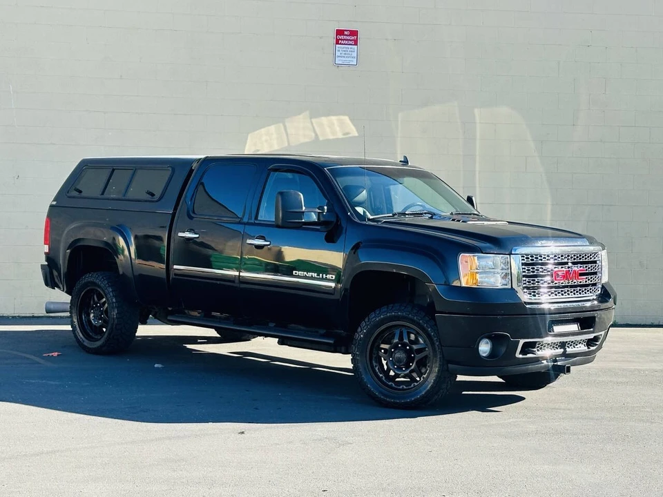 2012 GMC Sierra Heavy Duty 3rd Gen - Image 2 of 21