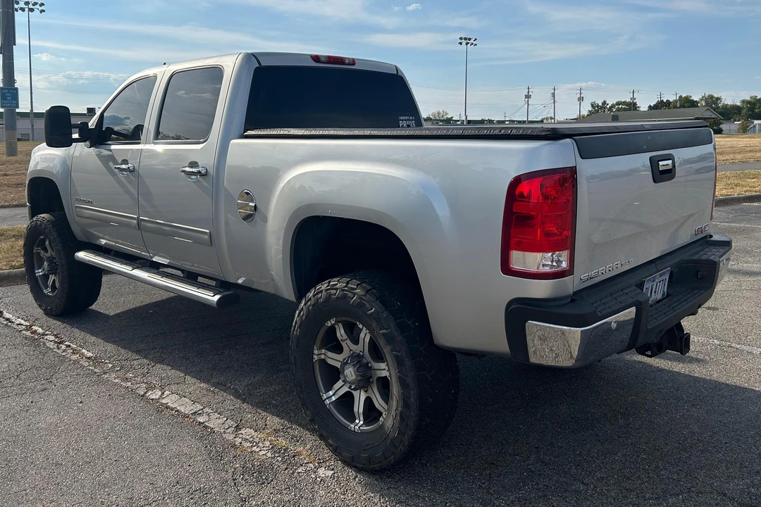2012 GMC Sierra Heavy Duty 2nd Gen - Image 4 of 31