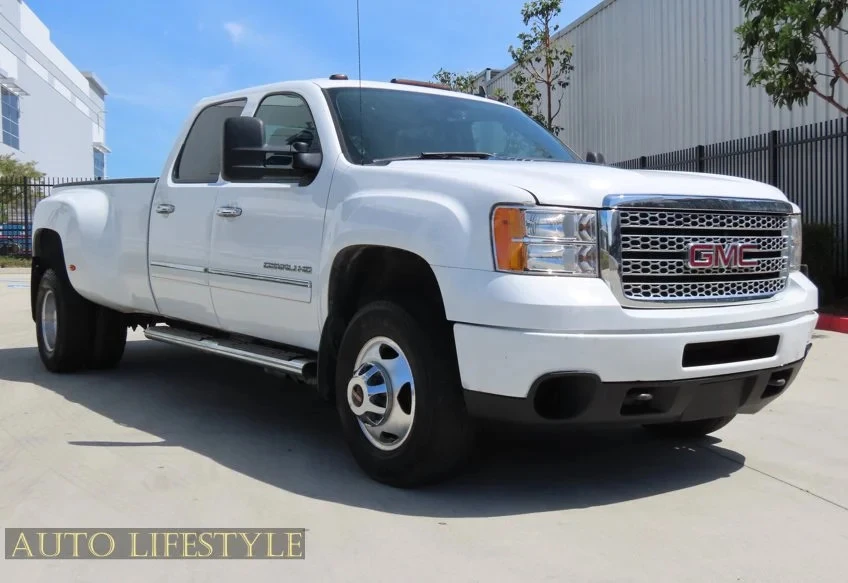2012 GMC Sierra Heavy Duty 3rd Gen - Image 3 of 21
