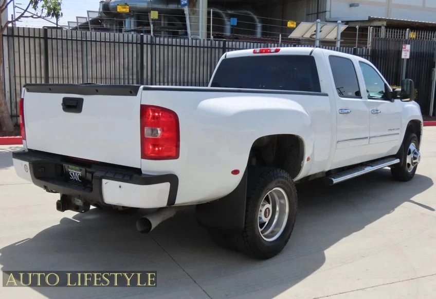 2012 GMC Sierra Heavy Duty 3rd Gen - Image 8 of 21
