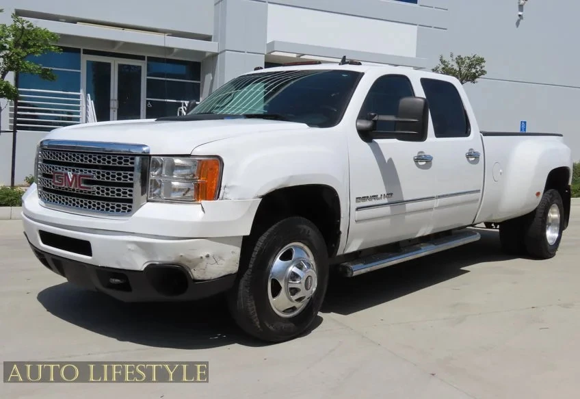 2012 GMC Sierra Heavy Duty 3rd Gen - Image 4 of 21