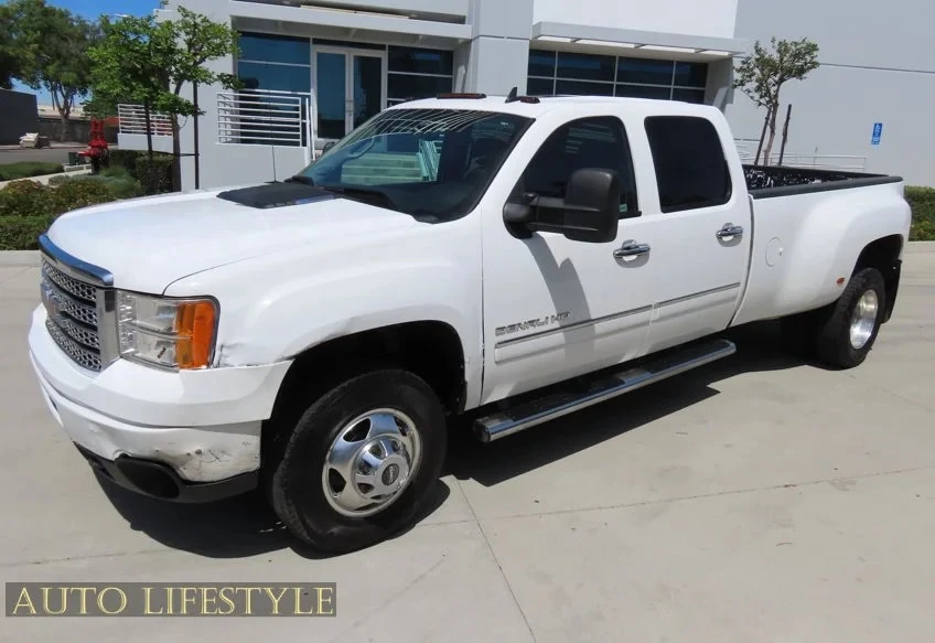 2012 GMC Sierra Heavy Duty 3rd Gen - Image 2 of 21
