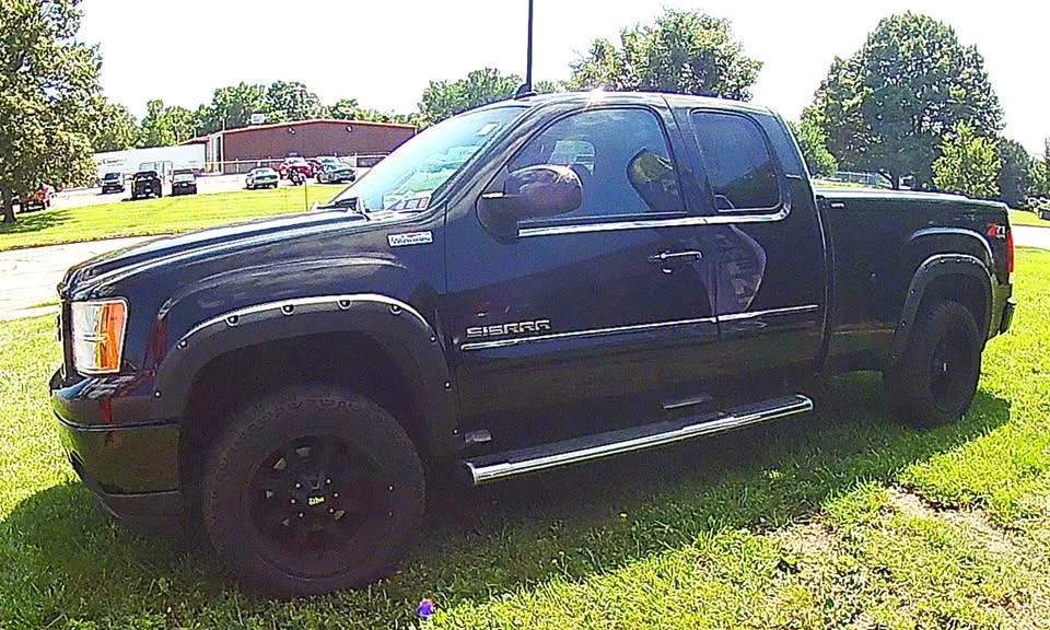 2012 GMC Sierra 3rd Gen - Image 2 of 18