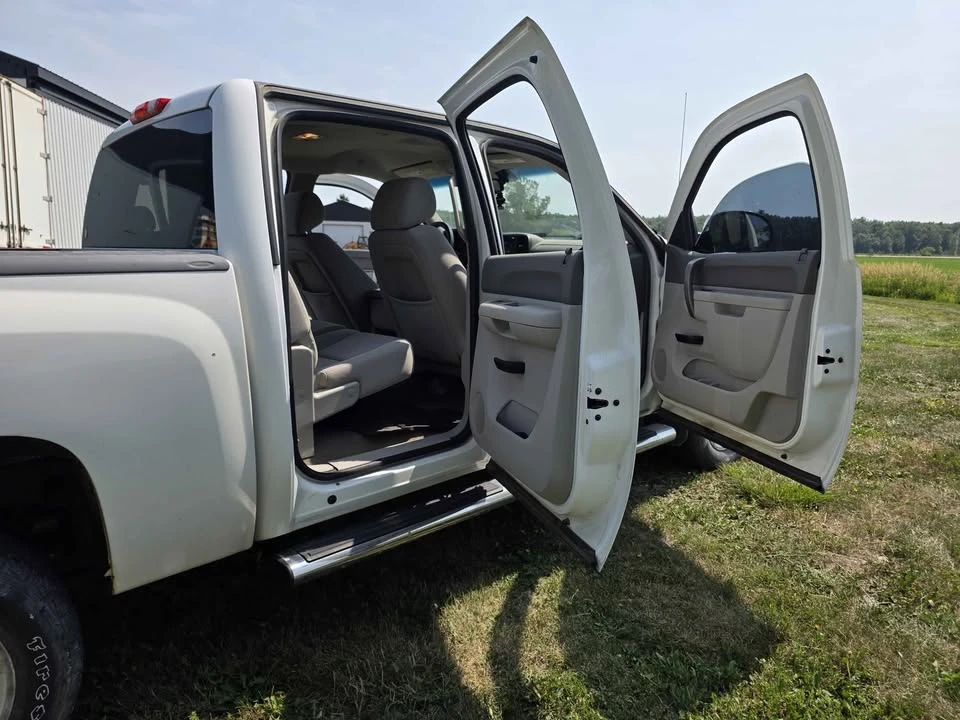 2012 GMC Sierra 3rd Gen - Image 11 of 13
