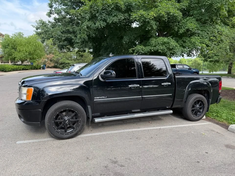 2012 GMC Sierra 3rd Gen - Image 2 of 8