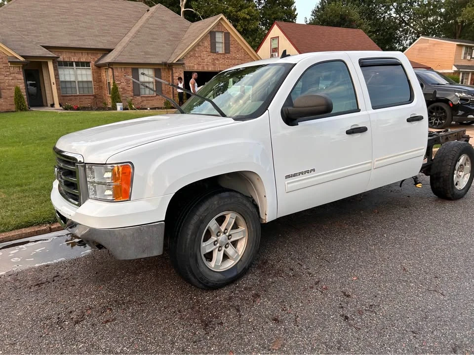 2012 GMC Sierra 3rd Gen - Image 2 of 7