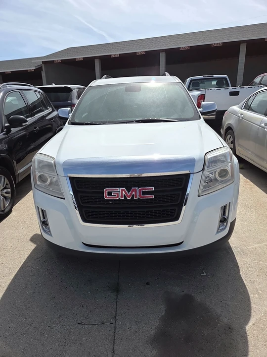 2012 GMC Terrain - Image 2 of 9