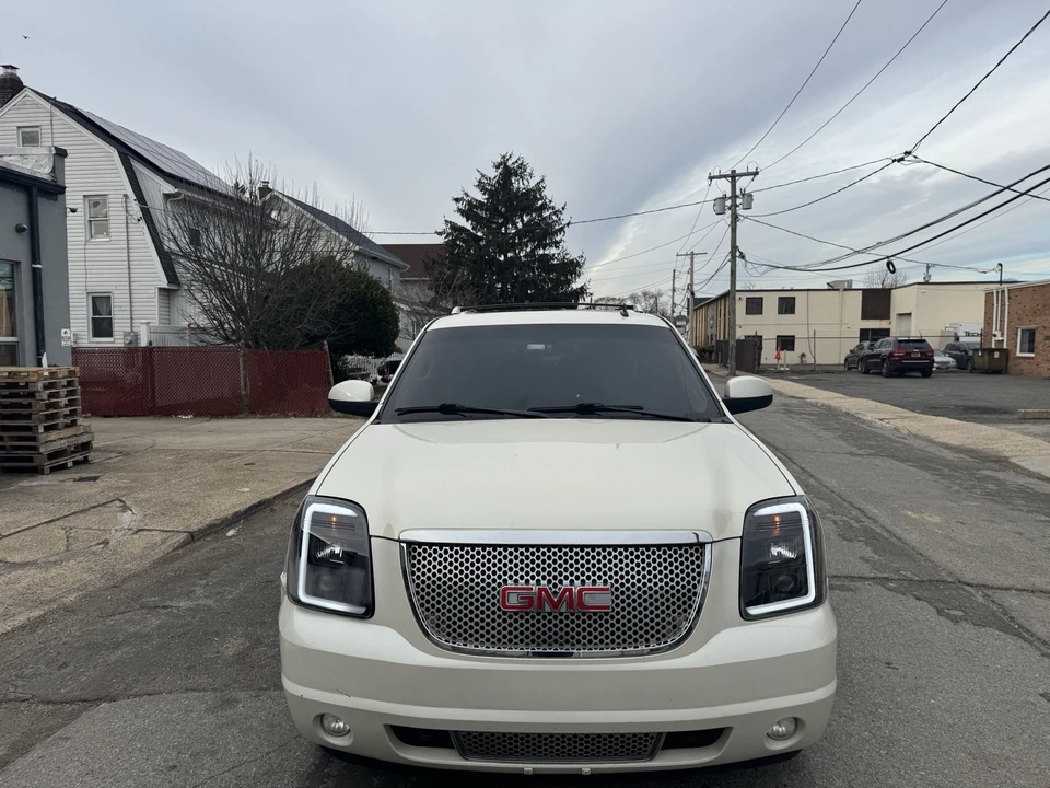 2012 GMC Yukon 3rd Gen - Image 3 of 19