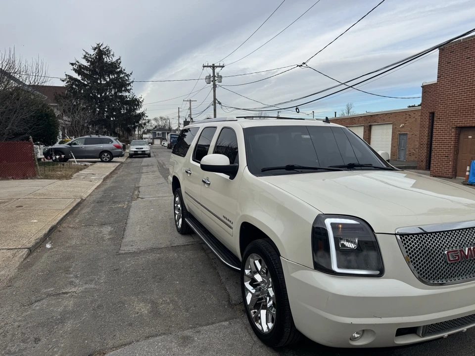 2012 GMC Yukon 3rd Gen - Image 5 of 19