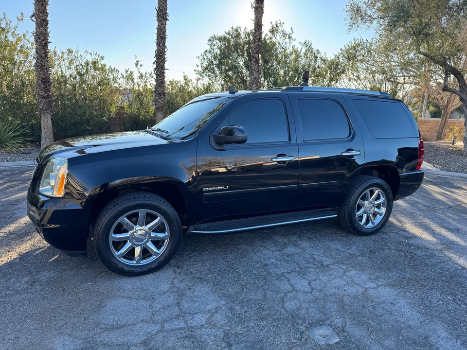 2012 GMC Yukon 3rd Gen - Image 15 of 31