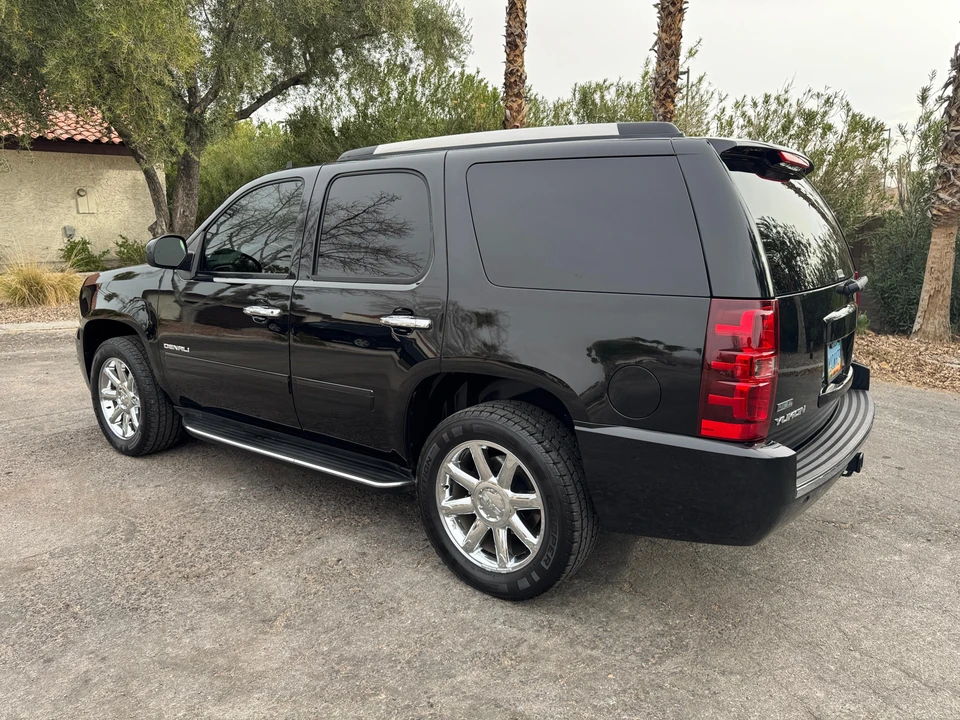 2012 GMC Yukon 3rd Gen - Image 30 of 31