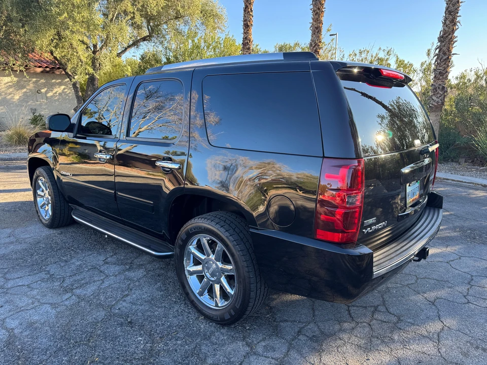 2012 GMC Yukon 3rd Gen - Image 18 of 31